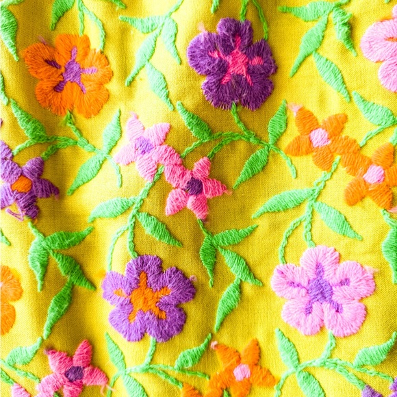 Eddie George 1960s Bright Yellow Embroidered Shift Dress - Picture 4 of 5